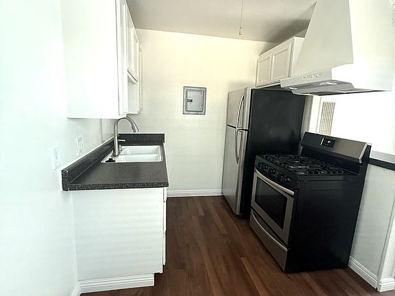 3rd image of 471 Saint Louis Ave #479-3