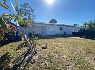 7110 Hope St, Hollywood, FL 33024