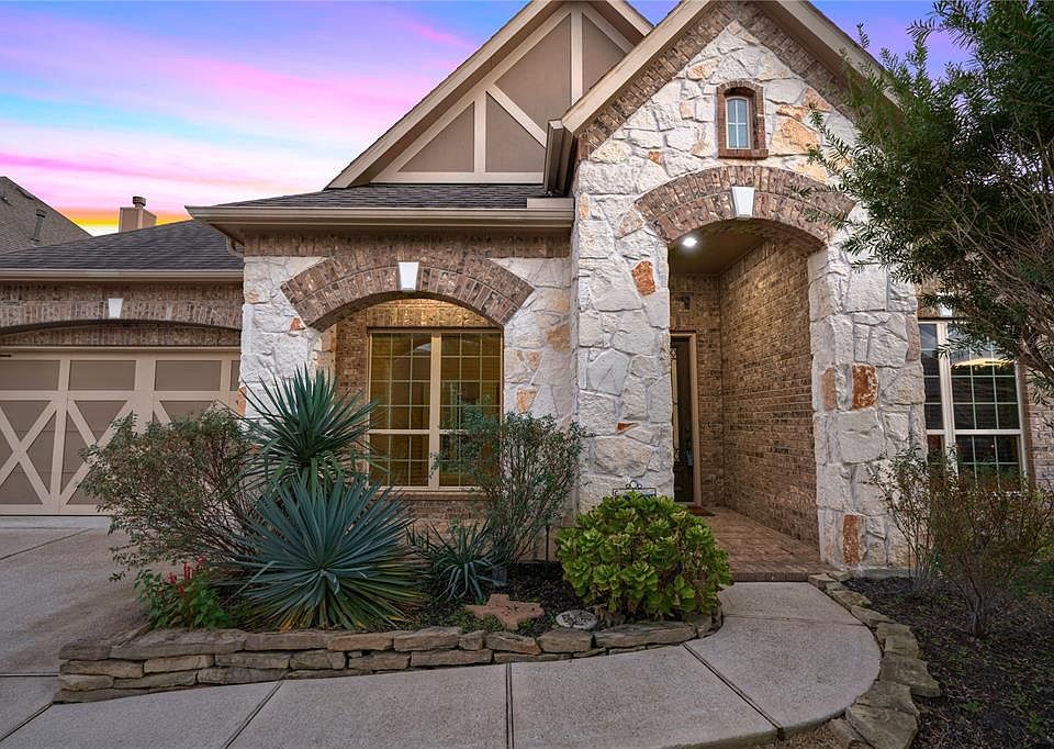 1st image of 2020 Forest Haven Dr