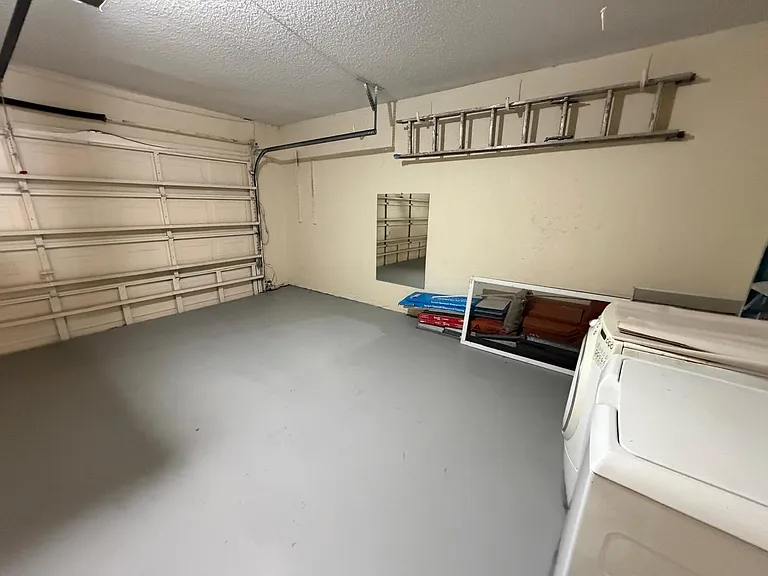 3780 Amalfi Dr — Photo 20