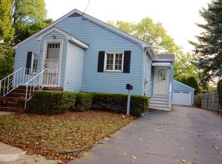 37 Greenway Rd, Salem, MA 01970