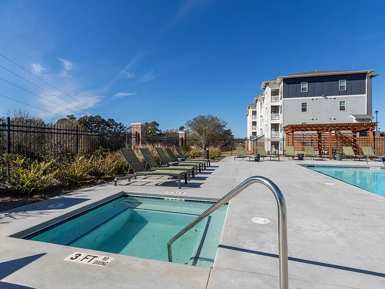 Capstone at Banks Crossing — Photo 10
