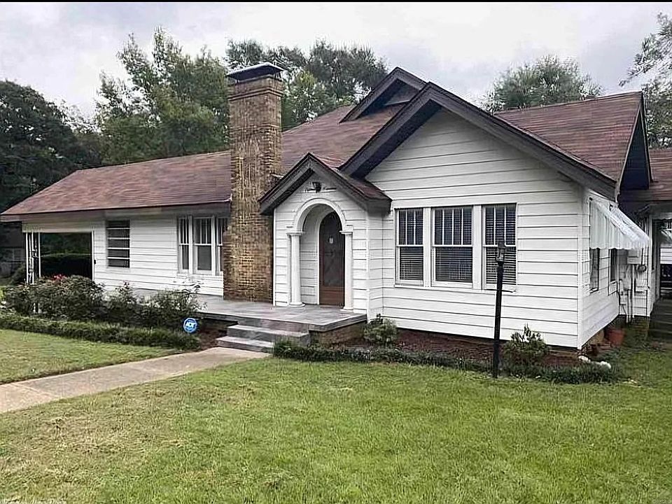 1st image of 1519 Pine Bluff St
