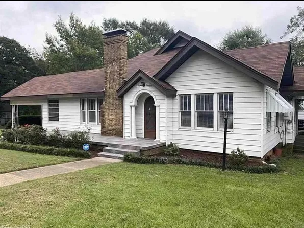 1519 Pine Bluff St, Malvern, AR 72104