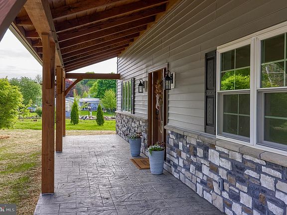 4th image of 41 Garloff Rd