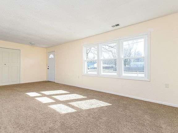 5th image of 3315 Sunfield St