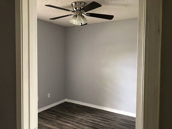 2nd image of 2626 Grand Isle Cir