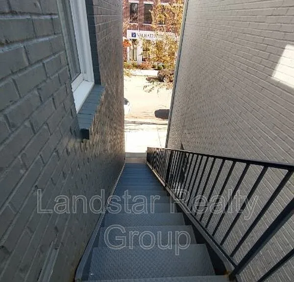 10514 Meeting St #201 — Photo 41