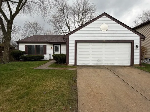 208 Albert Dr, Vernon Hills, IL 60061