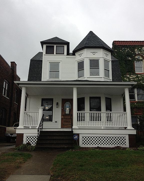 1st image of 6933 Detroit Ave