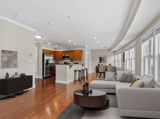 70 Great Rd #B, Bedford, MA 01730