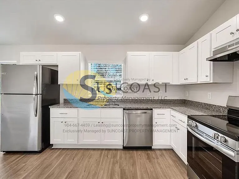 17389 Tyler Ave — Photo 11