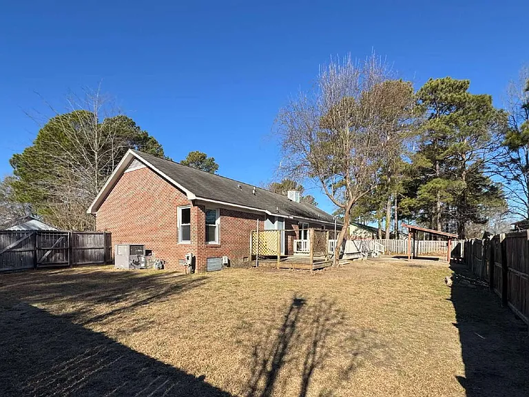 715 Prestige Blvd — Photo 24