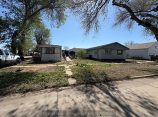 1305 Lilly St, Wood River, NE 68883