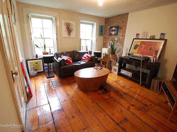 4th image of 115 Bergen St #3