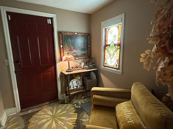 5th image of 2130 E 11th Ave