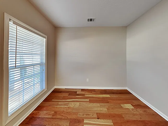 486 Astoria Way — Photo 8