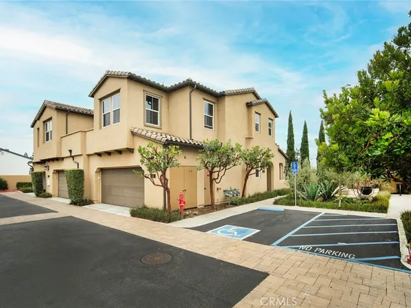 17551 Newland St Unit 101, Huntington Beach, CA 92647