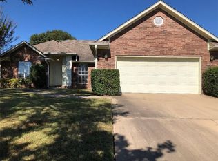 9709 E Pointe Dr, Fort Smith, AR 72903