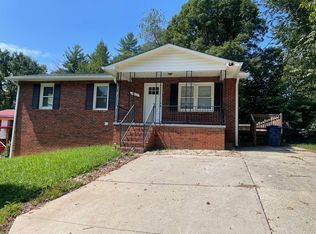 2457 Grandfather Ct, Lenoir, NC 28645