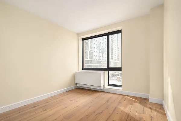 Rented by Douglas Elliman | media 27