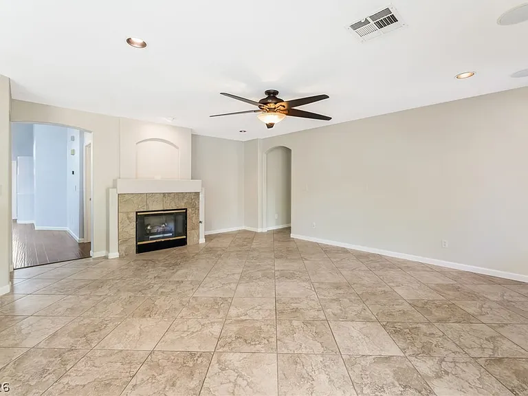 1733 Tesara Vista Pl — Photo 14