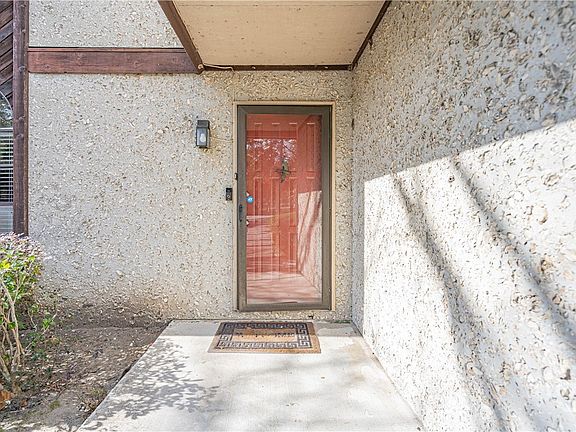 2nd image of 12841 Stillwood Drive