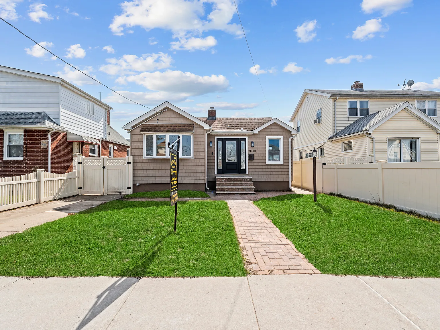 4 bed, 1100 sqft, $5,800 — Photo 1