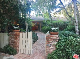 9450 Hidden Valley Pl, Beverly Hills, CA 90210