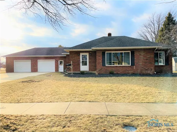 604 Ludwig Ave, Gibsonburg, OH 43431