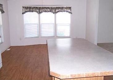 3rd image of 1250 N Kirby St Space 36
