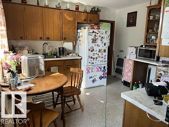 4th image of 52328 Range Road 134
