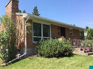 54 Hays Cir, Silver Bay, MN 55614