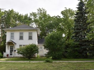 328 E 9th St, Lockport, IL 60441