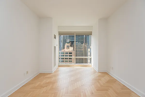 Rented by Trump International Realty | media 14