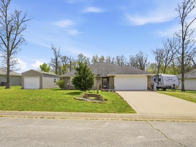 13719 Pella Lane, Neosho, MO, 64850