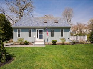 17 Melrose Rd, Bristol, RI 02809