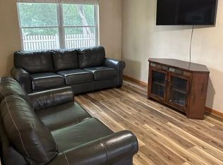 1324 W Bent Ave, Oshkosh, WI 54901