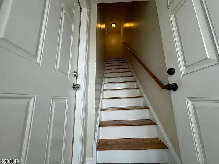 315 W Price St #2 — Photo 2