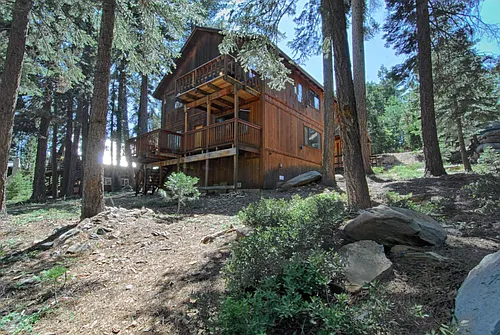 5826 Victoria Rd Photo 1