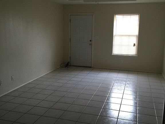 5th image of 2108 Peridot St APT 6