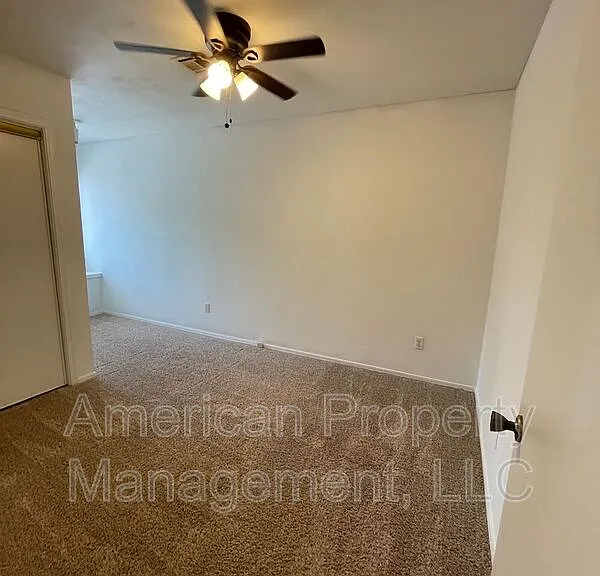 6185 S Zunis Ave — Photo 23