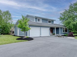 61 Orchard Park Dr, Geneva, NY 14456