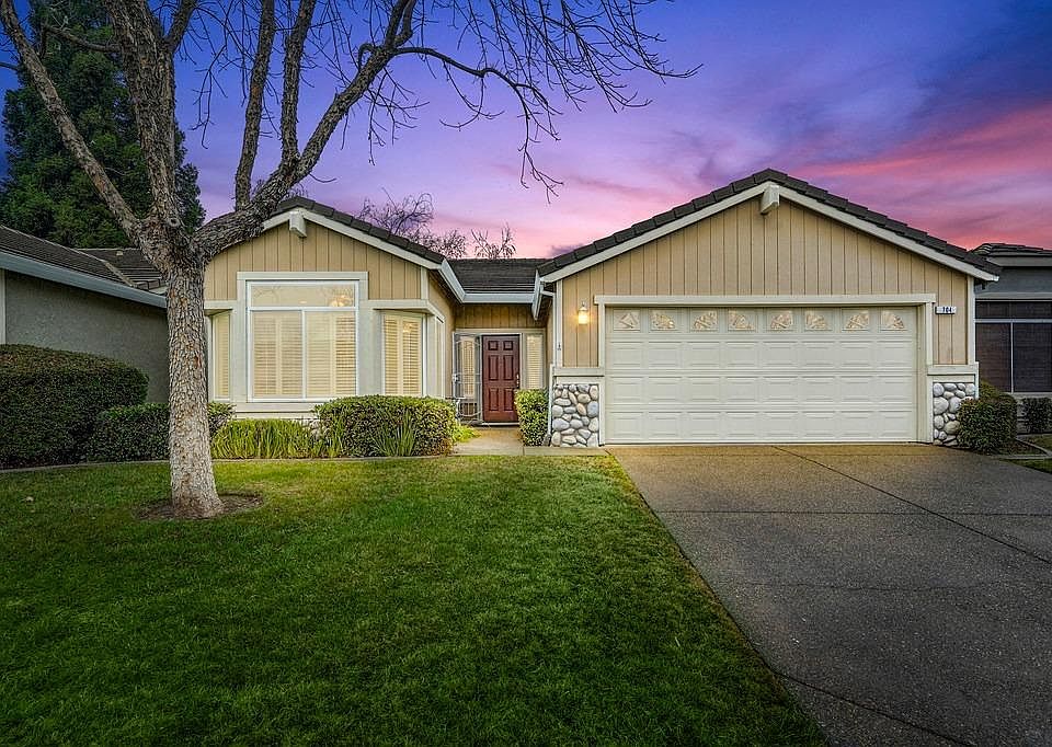 1st image of 704 Diamond Glen Cir