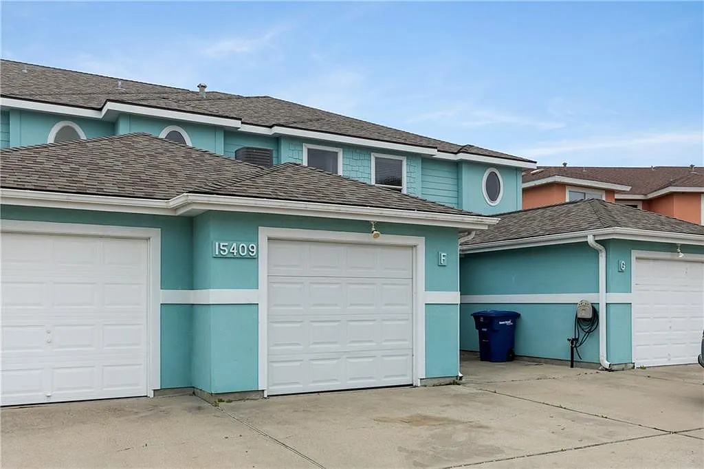 3 bed, 2.5 bath, 1603 sqft, $2,550 — Photo 3