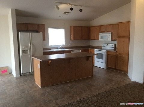 5th image of 12806 W Valentine Ave