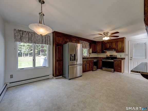 5th image of 110 Shirley Road