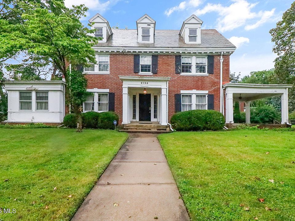 1st image of 2125 Mount Vernon Ave