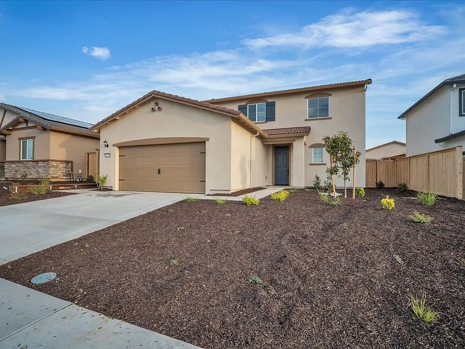 12658 Rosefinch Way