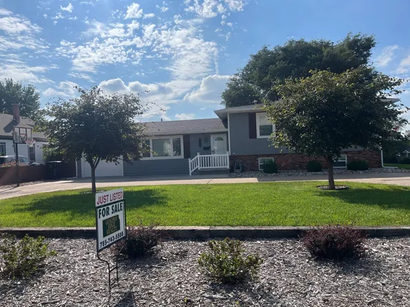 437 N Main St, Wakeeney, KS 67672